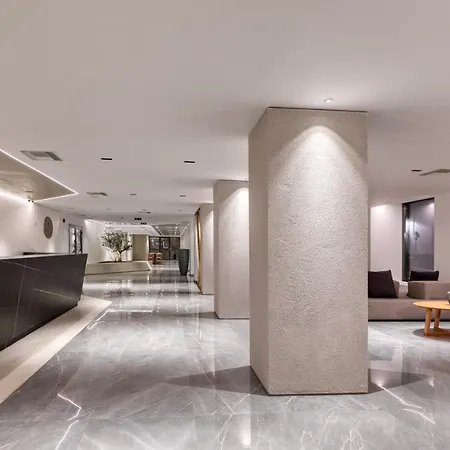 & Hotel