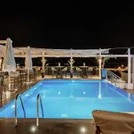 & ホテル