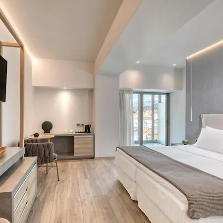 Hotel &