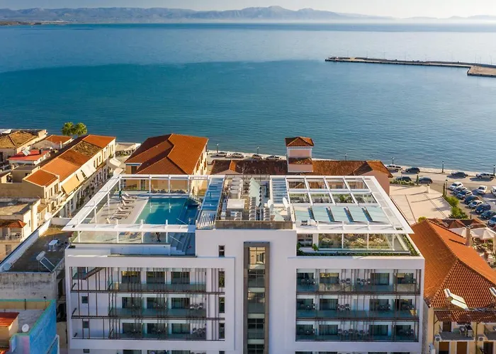 & 4* Γύθειο
